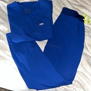 Rare electric blue figs scrub set